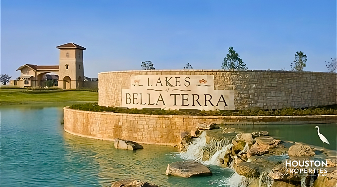 lakes of bella terra
